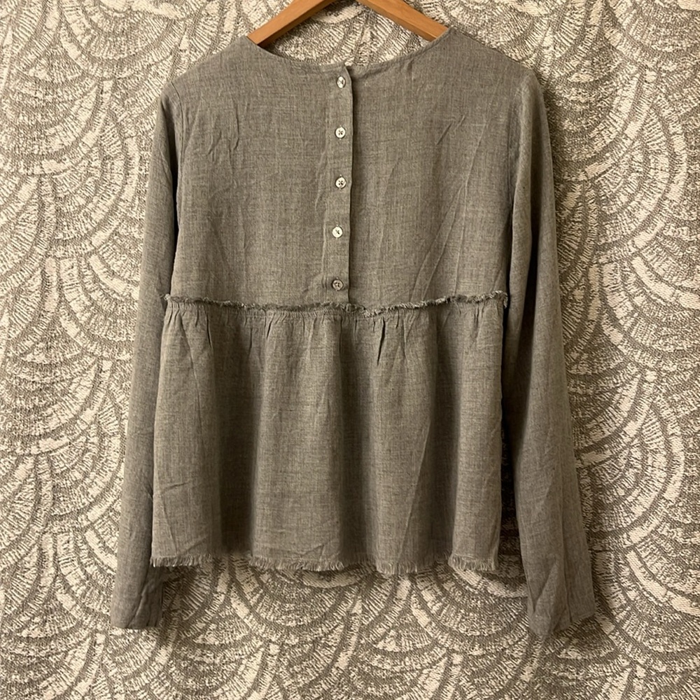 Cloth & Stone Babydoll Gray Top - Picture 3 of 8